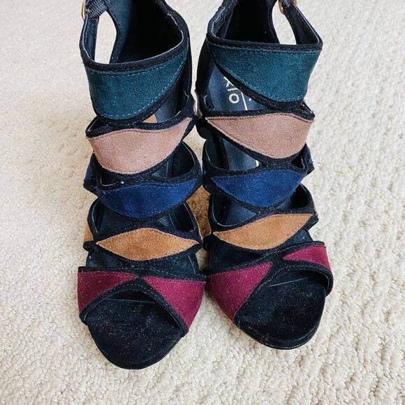 XOXO Dressy Sandals Black & Multi Color Strappy High Heels Shoes Ankle Buckle 8M - Picture 10 of 12